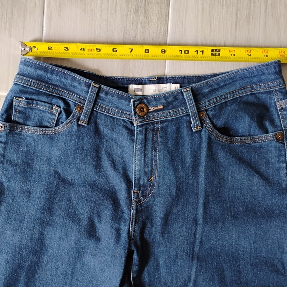 Levi's Classic Blue Denim with Brown Patch Curvy 529 Skinny Leg Sz 12M - Picture 2 of 14